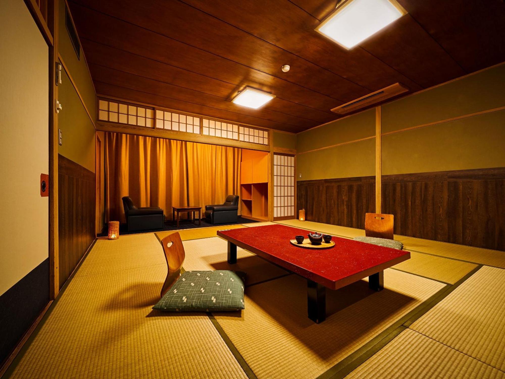 Ooedo Onsen Monogatari Dogo Hotel Macujama Kültér fotó