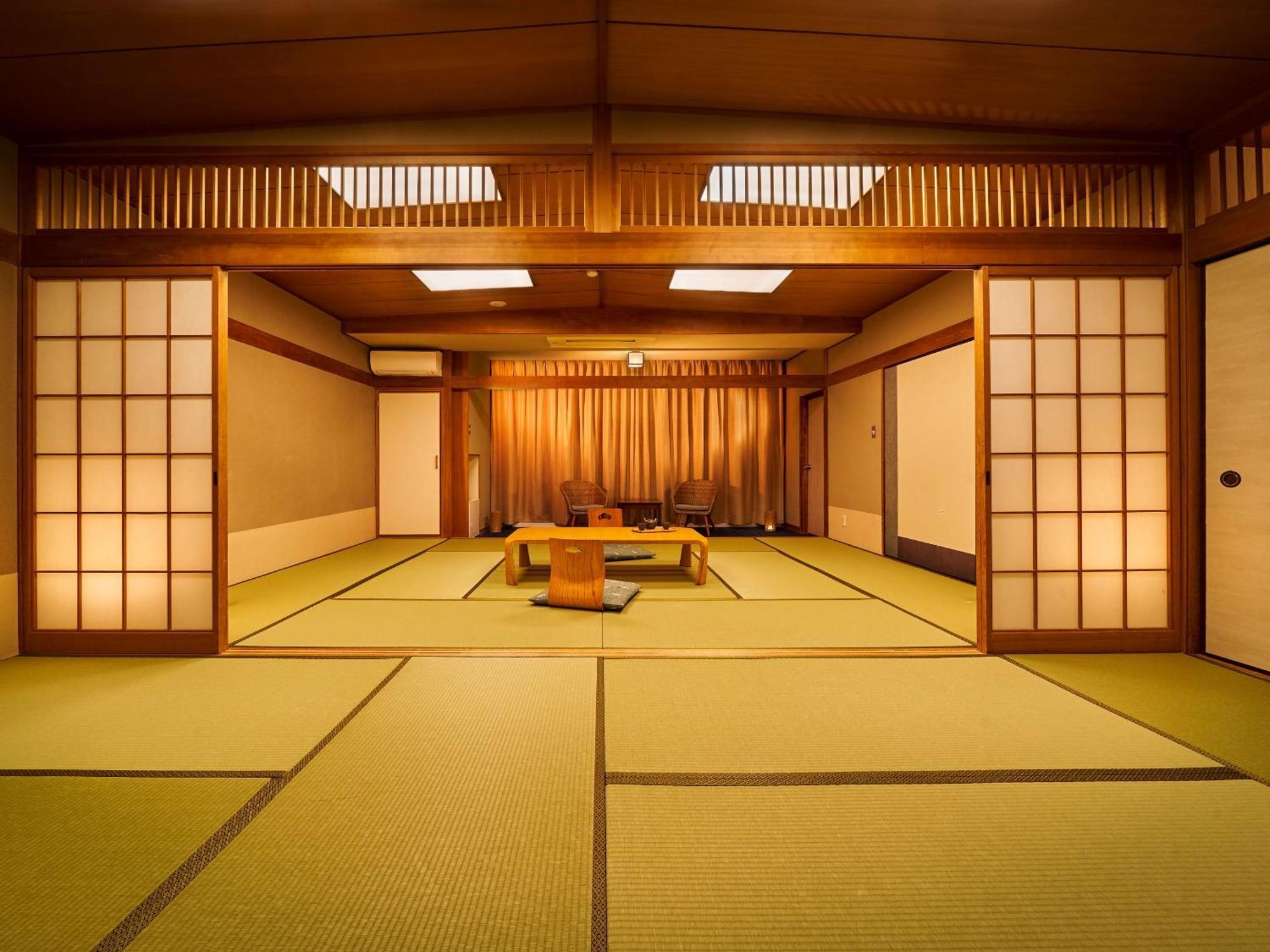 Ooedo Onsen Monogatari Dogo Hotel Macujama Kültér fotó