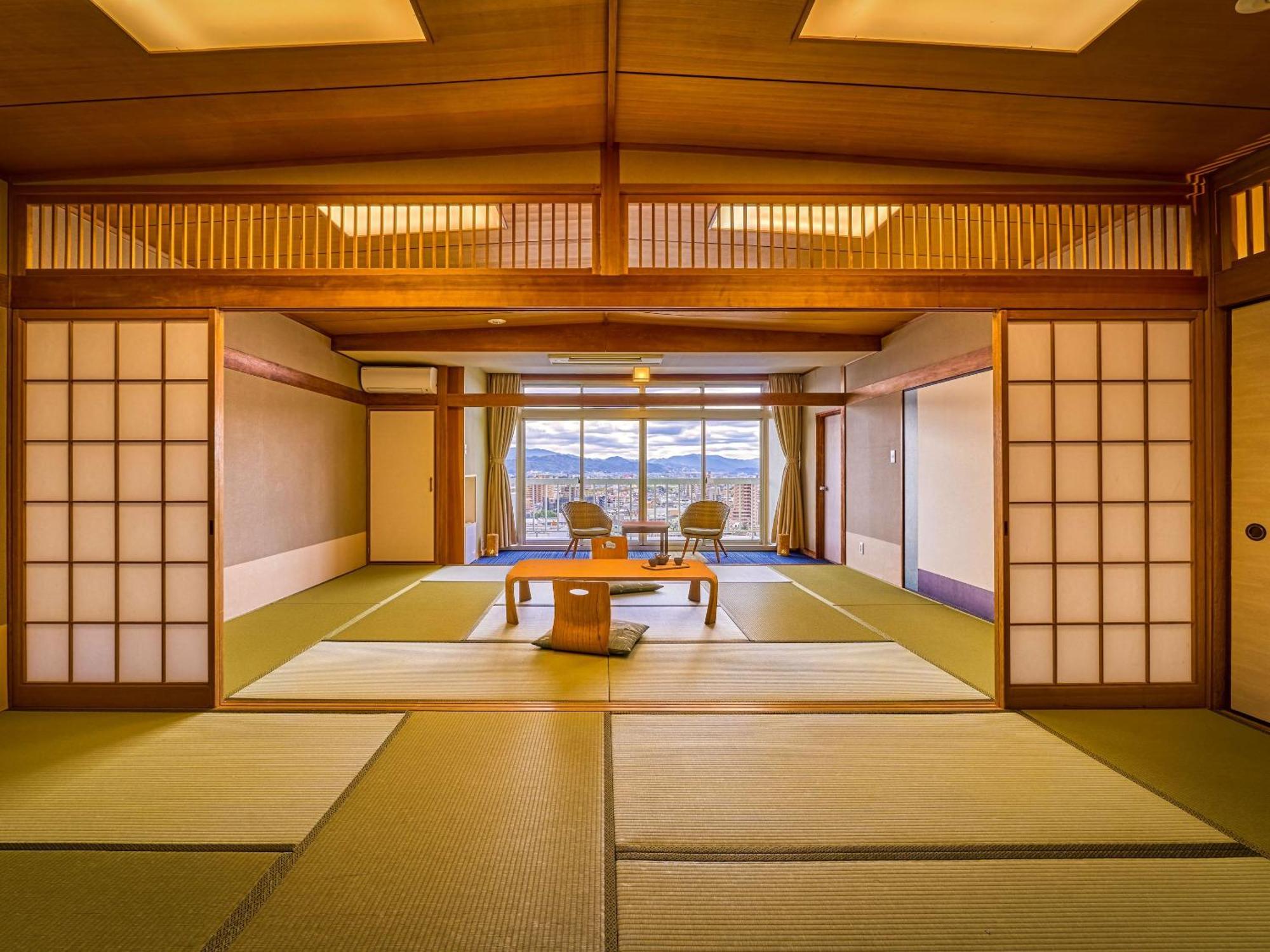 Ooedo Onsen Monogatari Dogo Hotel Macujama Szoba fotó